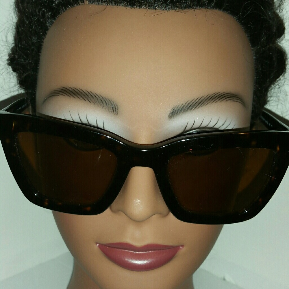 Tortoise Brown Coach Eyeglass Frame & Case - Picture 5 of 7